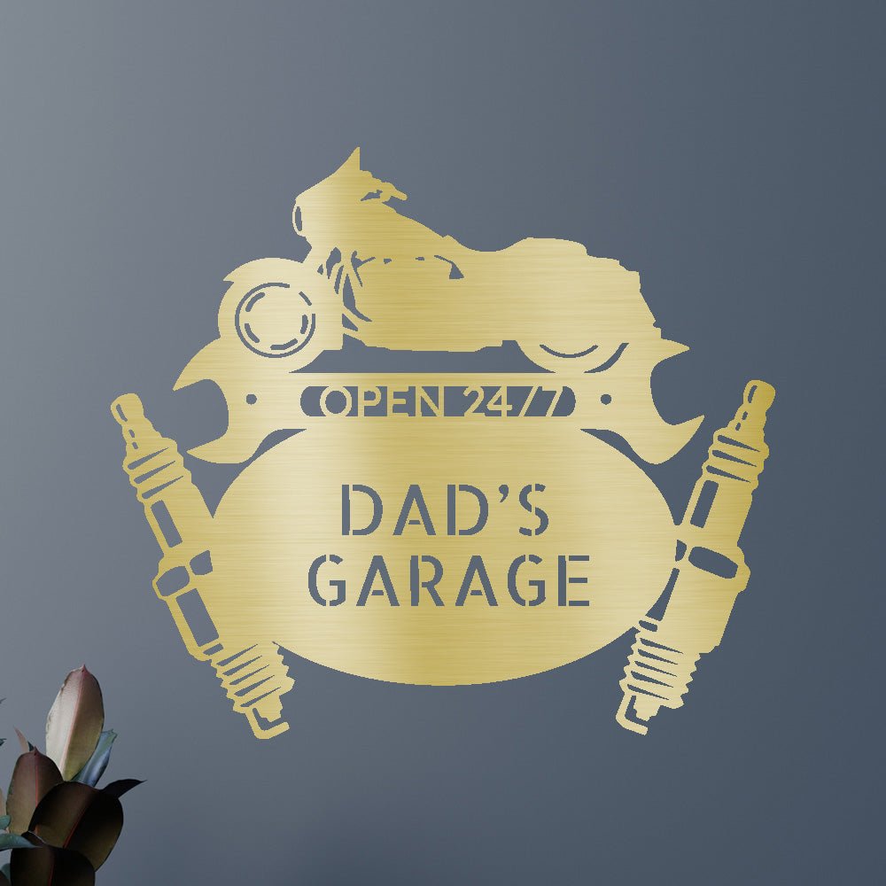 DAD'S GARAGE Custom Metal Sign