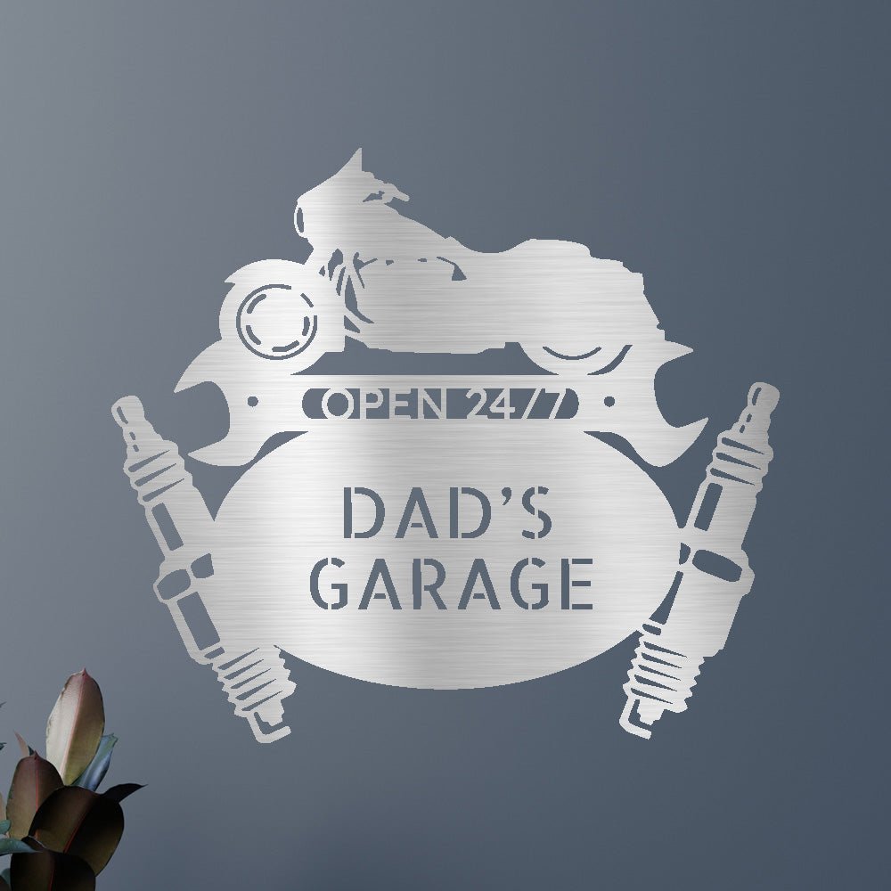 DAD'S GARAGE Custom Metal Sign