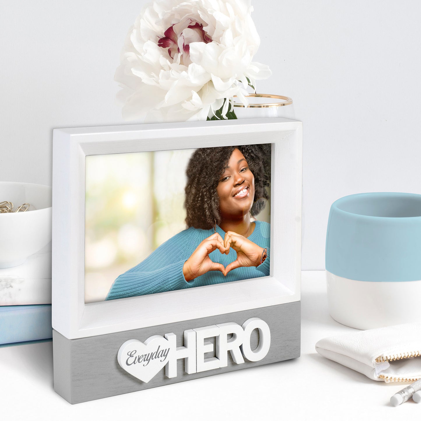 4x6 EVERYDAY HERO Frame (CLEARANCE)