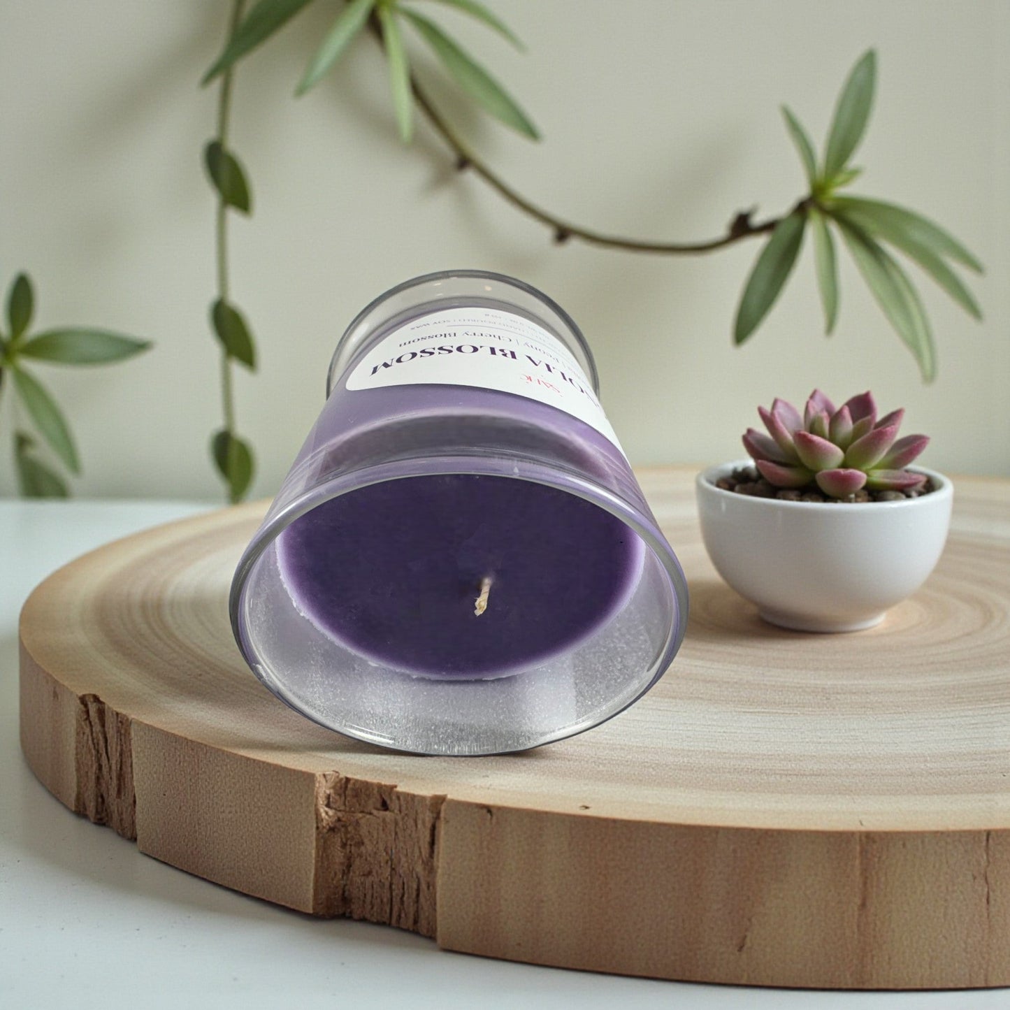 Magnolia Blossom Scented Candle