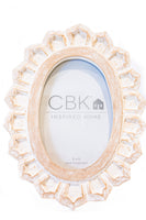 Carved White Oval 4x6 Frame (CLEARANCE)