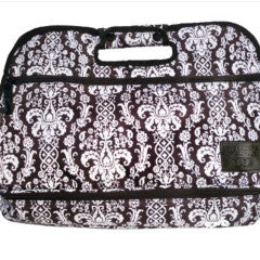 Tuna Maria Damask Casserole Carrier (CLEARANCE)